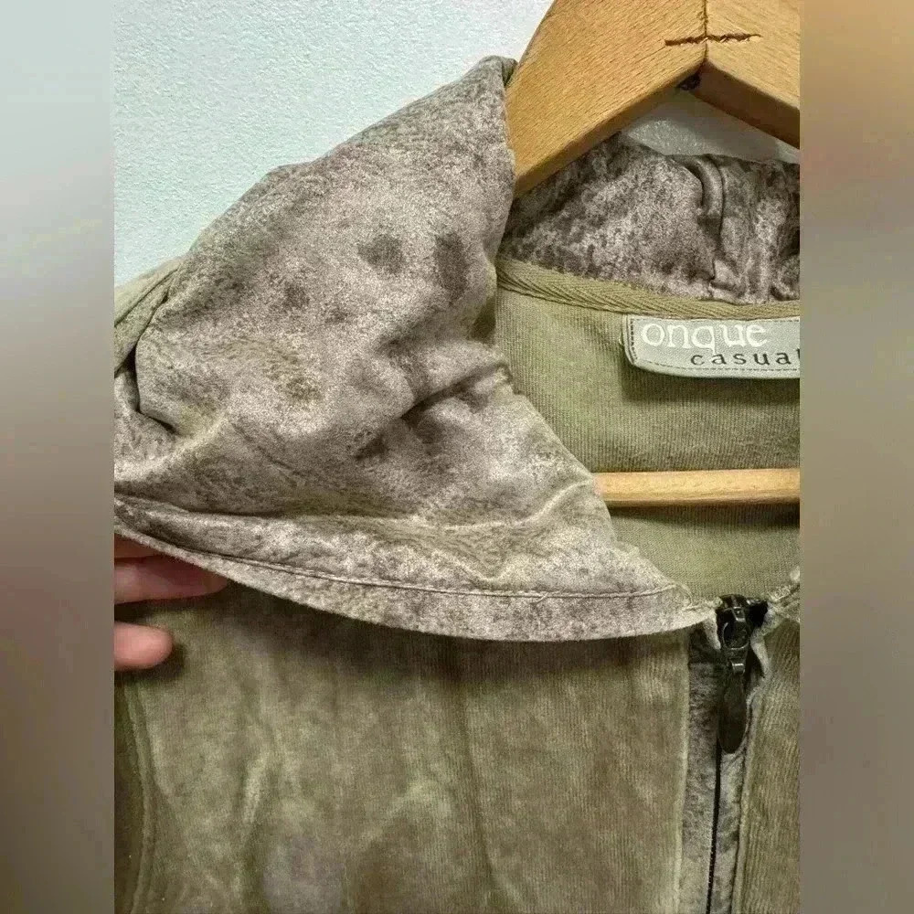 Onque Casuals women’s zip up hooded velvet beige sweatshirt vintage size small - Picture 10 of 15